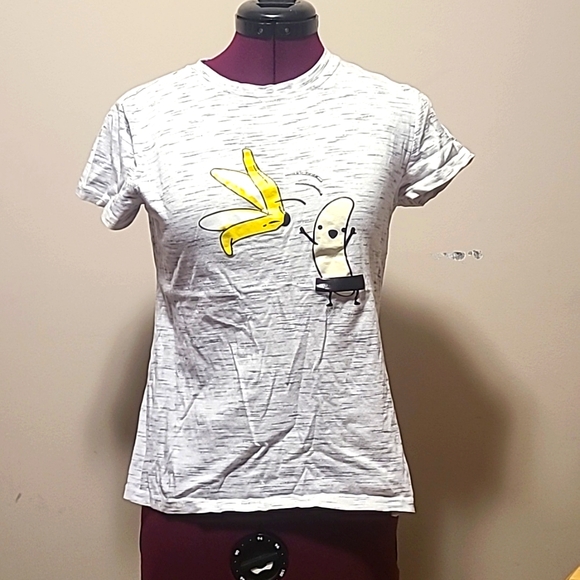 SHEIN Tops - NWOT naked banana graphic tee